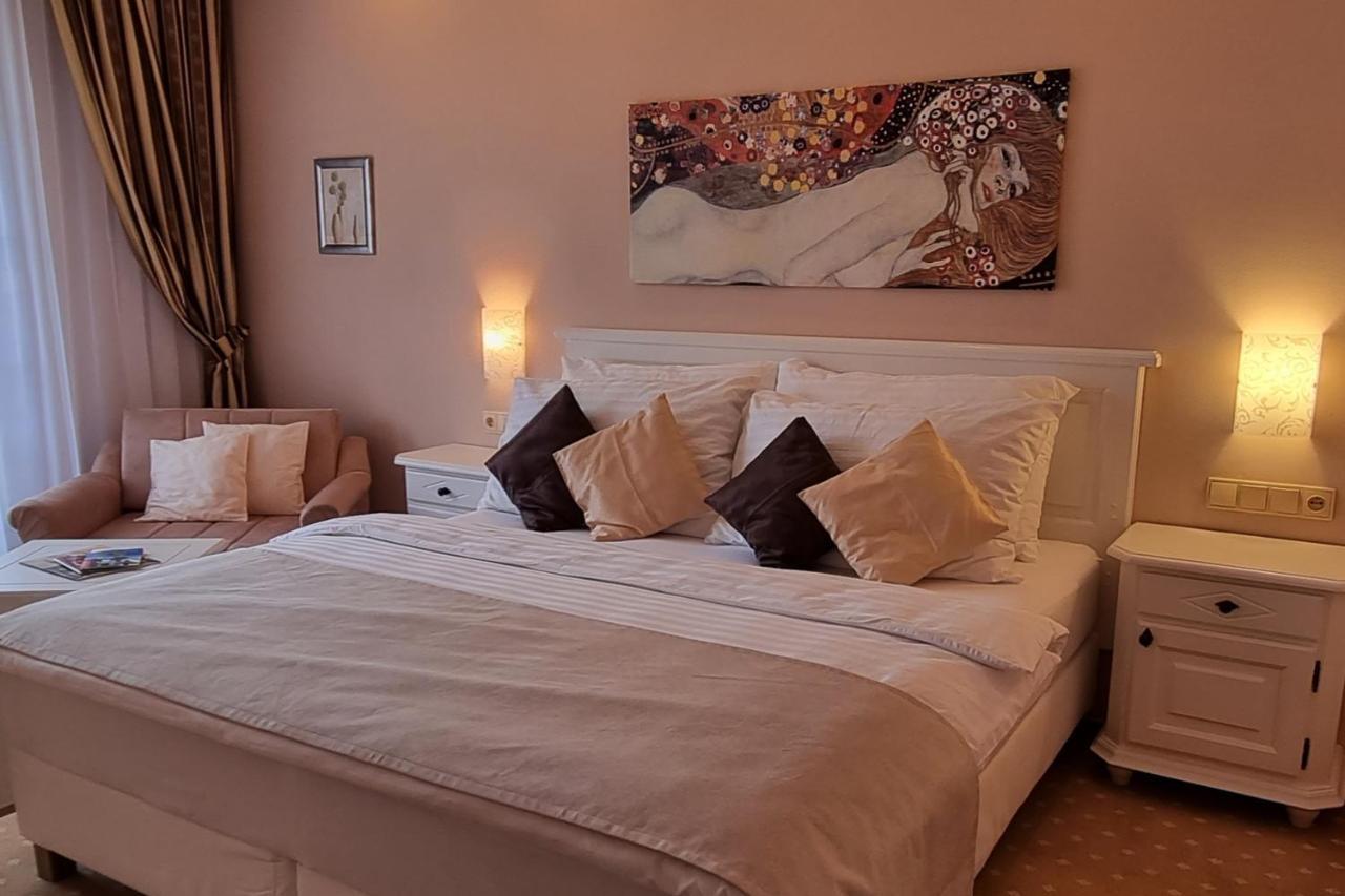 Wellness Hotel Zlata Lipa Decin Exterior photo